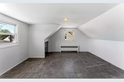 712 Park Avenue, Uniondale, NY 11553 - Photo 14