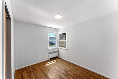 712 Park Avenue, Uniondale, NY 11553 - Photo 12