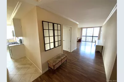 27110 Grand Central Parkway #16N, Floral Park, NY 11005 - Photo 2