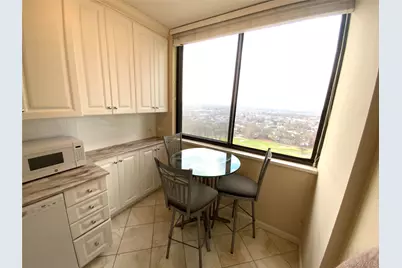 27110 Grand Central Parkway #16N, Floral Park, NY 11005 - Photo 12