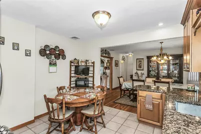 309 N Virginia Avenue, Massapequa, NY 11758 - Photo 10