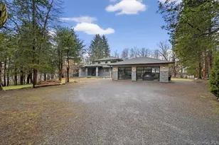 41 Sand Hill Ln, Florida, NY 10921 - Photo 4