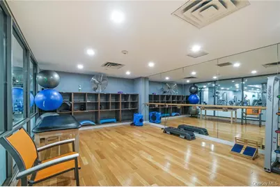 10 City Place #2D, White Plains, NY 10601 - Photo 28