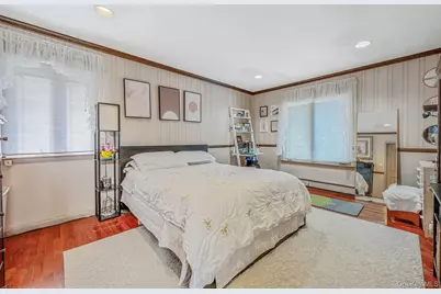 61 Southgate Road, Valley Stream, NY 11581 - Photo 32