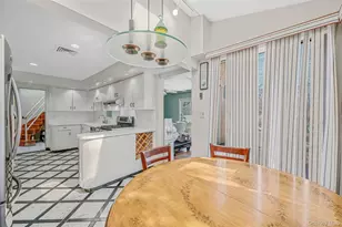 61 Southgate Rd, Valley Stream, NY 11581 - Photo 12