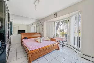 61 Southgate Rd, Valley Stream, NY 11581 - Photo 16