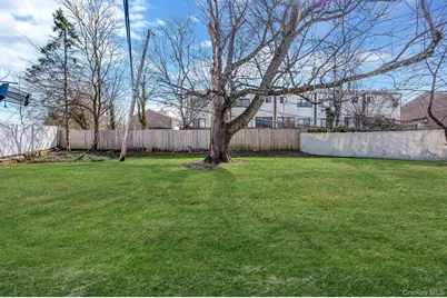 61 Southgate Road, Valley Stream, NY 11581 - Photo 46