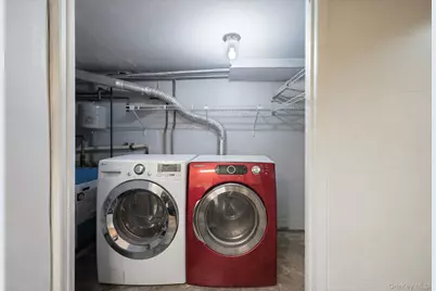 61 Southgate Road, Valley Stream, NY 11581 - Photo 36