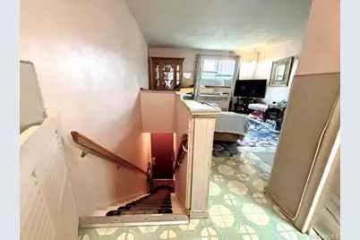 67-29 Bell Boulevard #2, Bayside, NY 11364 - Photo 4