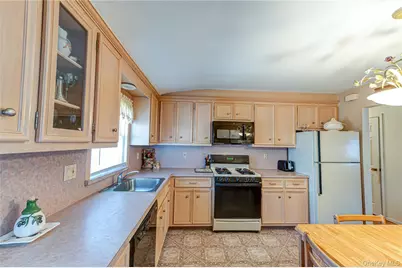 23 Olga Lane, Commack, NY 11725 - Photo 6