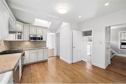 101 Harvard Avenue, Rockville Centre, NY 11570 - Photo 10
