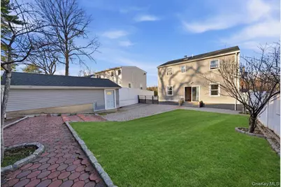 115 Young Avenue, Yonkers, NY 10710 - Photo 30