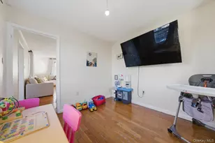 115 Young Ave, Yonkers, NY 10710 - Photo 14