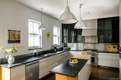 110 Market Street, Saugerties, NY 12477 - Photo 14