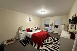 903 Towne House Village, Islandia, NY 11749 - Photo 12