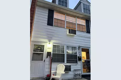 903 Towne House Village, Islandia, NY 11749 - Photo 2