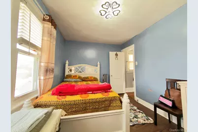 9472 199th Street, Hollis, NY 11423 - Photo 18