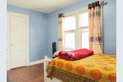 9472 199th Street, Hollis, NY 11423 - Photo 16