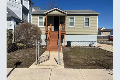 36 Casino Street, Freeport, NY 11520 - Photo 2