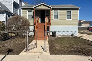 36 Casino St, Freeport, NY 11520 - Photo 2