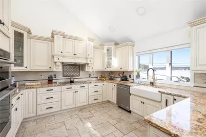 850 S Lake Boulevard, Mahopac, NY 10541 - Photo 8