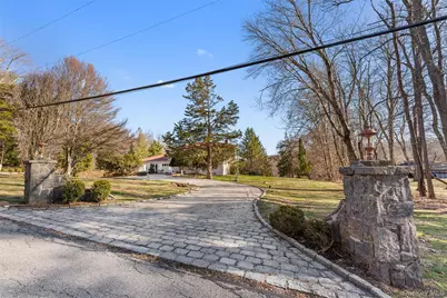 105 Cross Pond Road, Pound Ridge, NY 10576 - Photo 2
