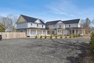 178 Main Rd, Riverhead, NY 11901 - Photo 2