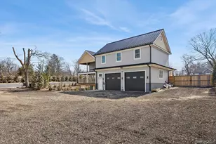 178 Main Rd, Riverhead, NY 11901 - Photo 4