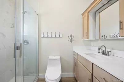 178 Main Road, Riverhead, NY 11901 - Photo 18
