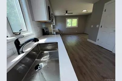 130 Park Lane, Middle Island, NY 11953 - Photo 10