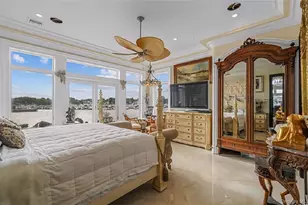 238 W Islip Rd, West Islip, NY 11795 - Photo 8