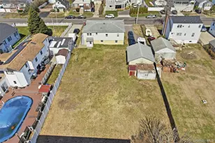 71 Orchard St, Lindenhurst, NY 11757 - Photo 40