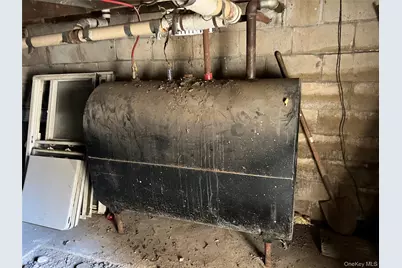 73 Raynor Street, Freeport, NY 11520 - Photo 8