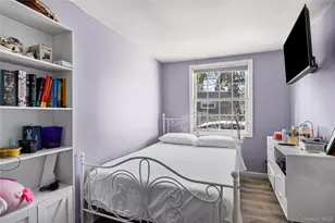 255 26th St, Copiague, NY 11726 - Photo 24