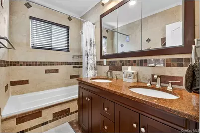 4122 169th Street, Flushing, NY 11358 - Photo 20