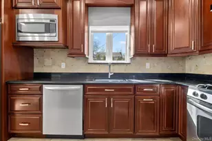 41-22 169th St, Flushing, NY 11358 - Photo 16