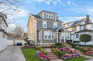 41-22 169th St, Flushing, NY 11358 - Photo 2