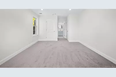 108 Maya Circle, Central Islip, NY 11722 - Photo 32