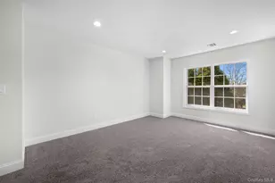 108 Maya Cir, Central Islip, NY 11722 - Photo 28