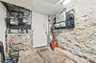 1431 Hancock St, Brooklyn, NY 11237 - Photo 38