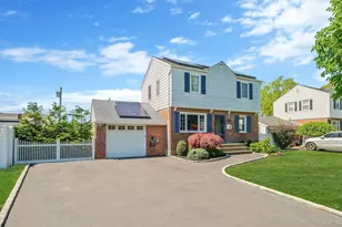 2288 3rd St, East Meadow, NY 11554 - Photo 2