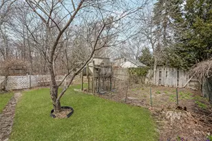 50 Bayview Ave, East Islip, NY 11730 - Photo 6