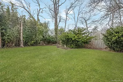 50 Bayview Avenue, East Islip, NY 11730 - Photo 14