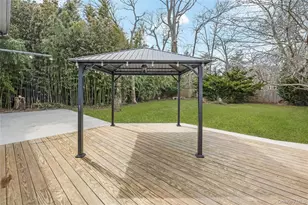 50 Bayview Ave, East Islip, NY 11730 - Photo 22