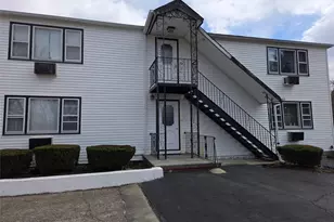 635 South St, Highland, NY 12528 - Photo 6