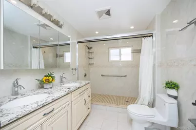 22447 76th Road, Oakland Gardens, NY 11364 - Photo 24