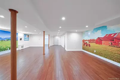 22447 76th Road, Oakland Gardens, NY 11364 - Photo 36