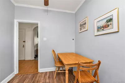 35 Floral Boulevard #1A, Floral Park, NY 11001 - Photo 6