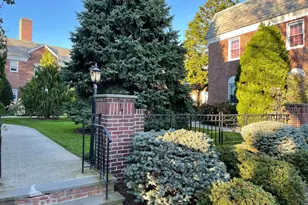 35 Floral Blvd, Floral Park, NY 11001 - Photo 1