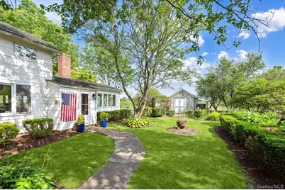 2600 Oregon Road, Mattituck, NY 11952 - Photo 6